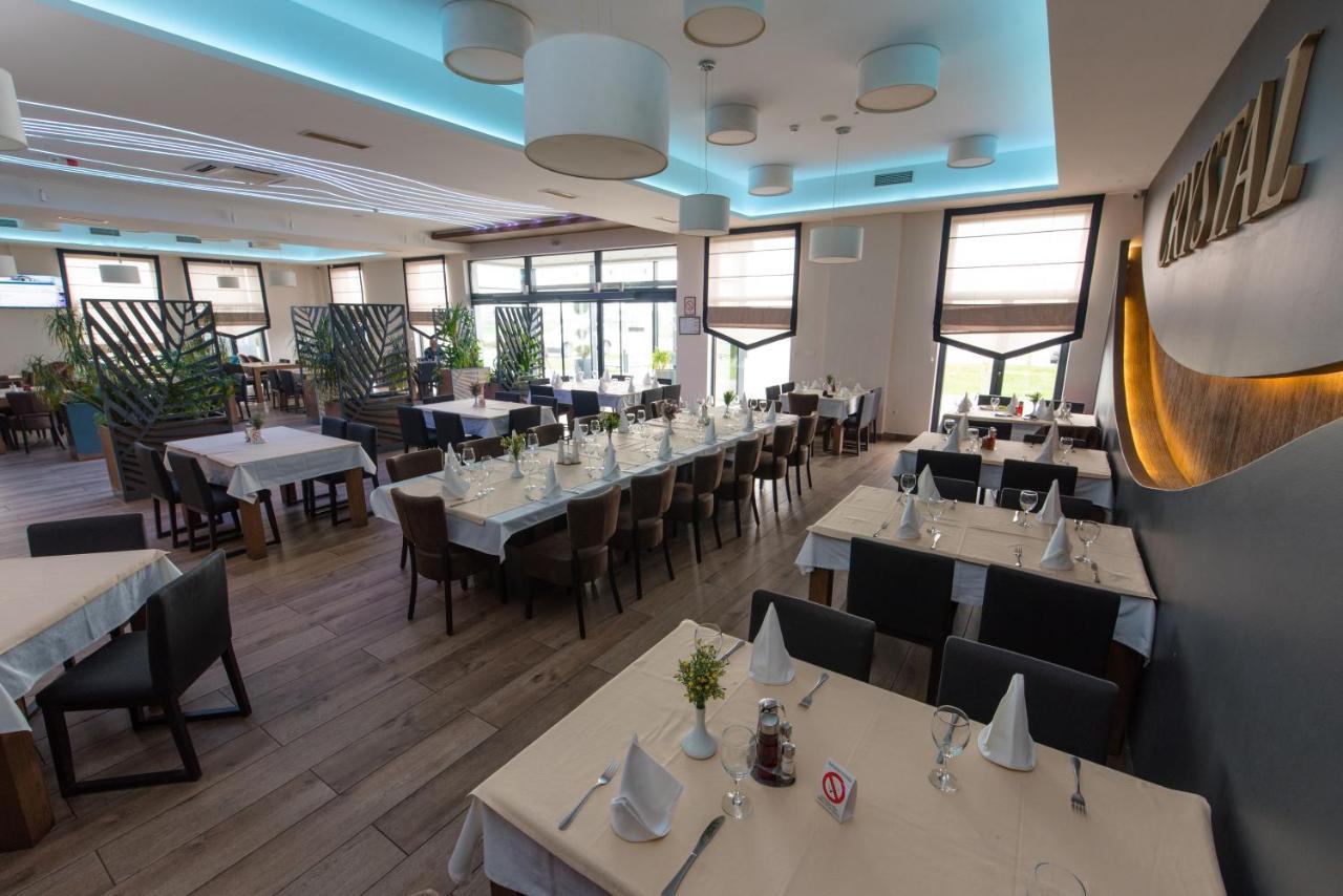 Hotel Crystal Pecinci Εξωτερικό φωτογραφία
