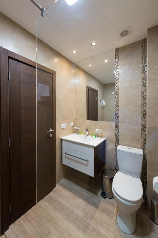 Hotel Crystal Pecinci Εξωτερικό φωτογραφία
