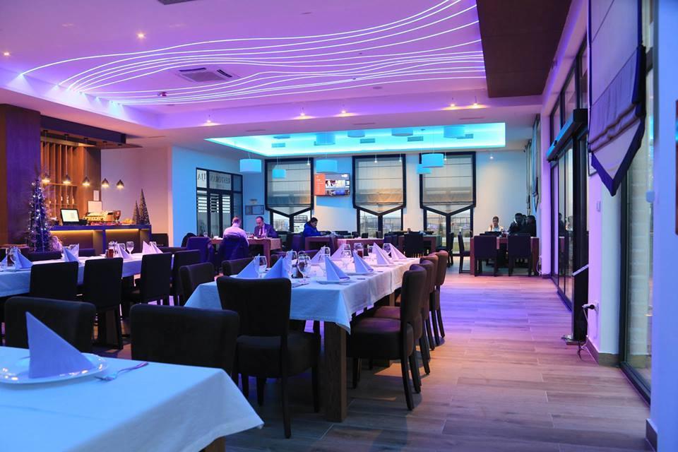 Hotel Crystal Pecinci Εξωτερικό φωτογραφία