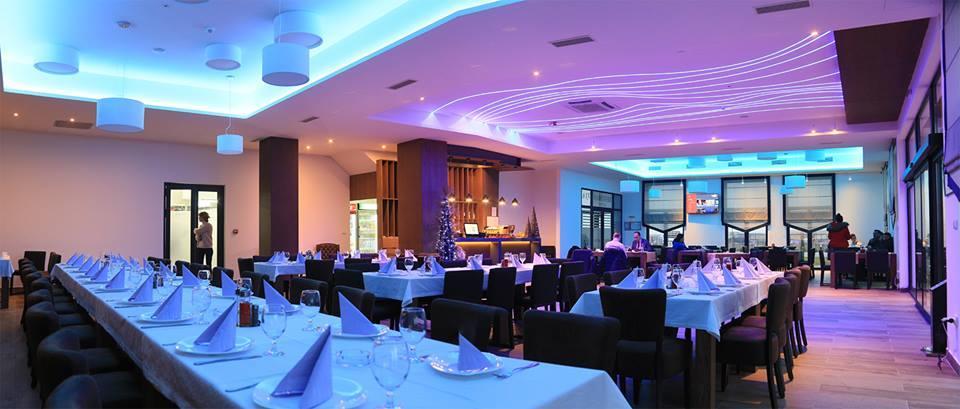 Hotel Crystal Pecinci Εξωτερικό φωτογραφία