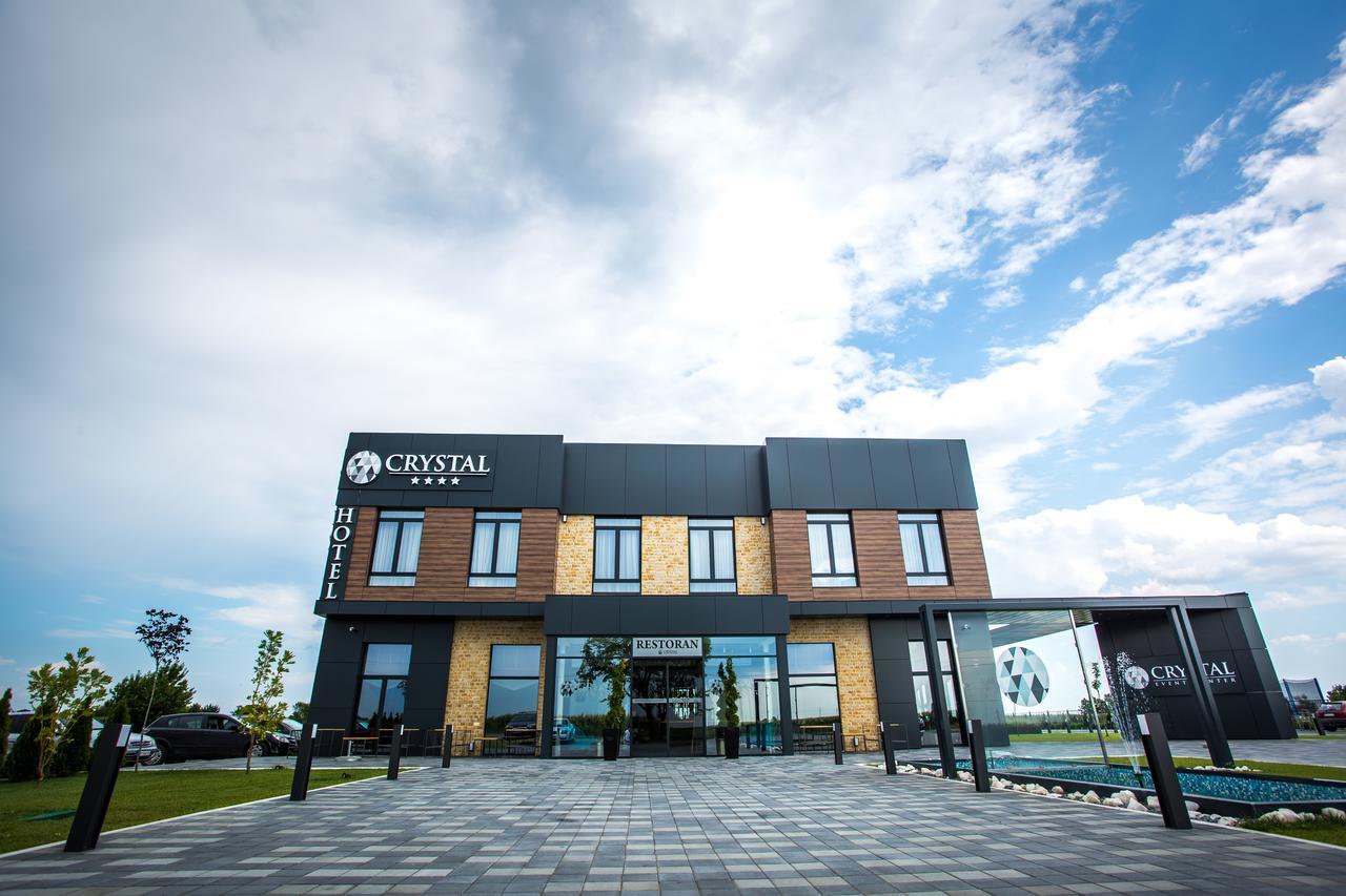 Hotel Crystal Pecinci Εξωτερικό φωτογραφία