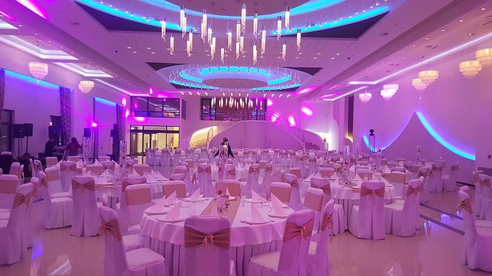 Hotel Crystal Pecinci Εξωτερικό φωτογραφία